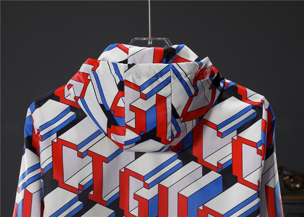 ブランドジャケット側面デザイン